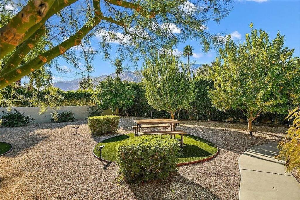 Gorgeous Landscape 3 Bed Home Spacious Home Palm Springs Exterior photo