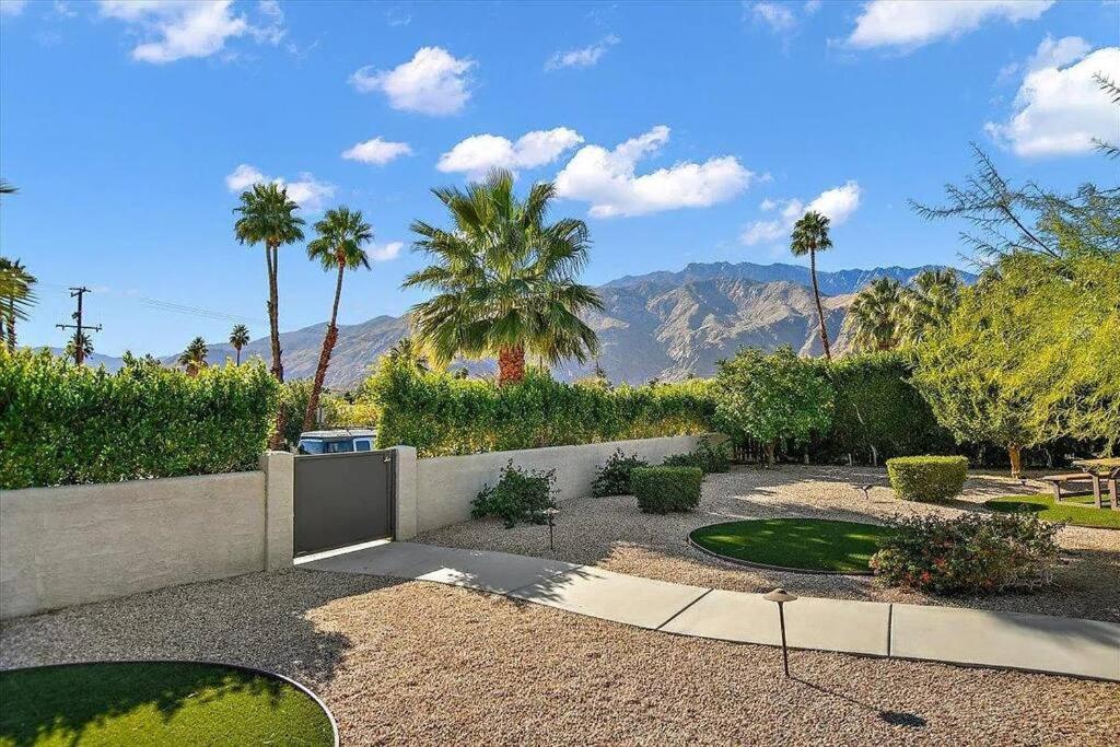 Gorgeous Landscape 3 Bed Home Spacious Home Palm Springs Exterior photo